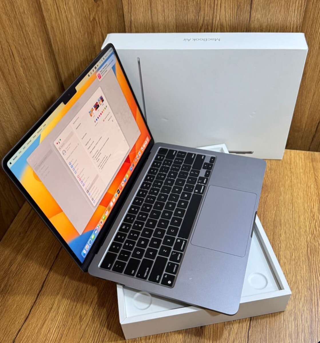 Macbook pro m4 max chip 14″ 36GB 1TB – Seadot Groups